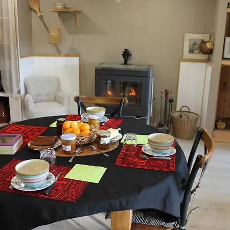 Bed & Breakfast D'hotes Par Hasard Saint-Bressou (Lot)